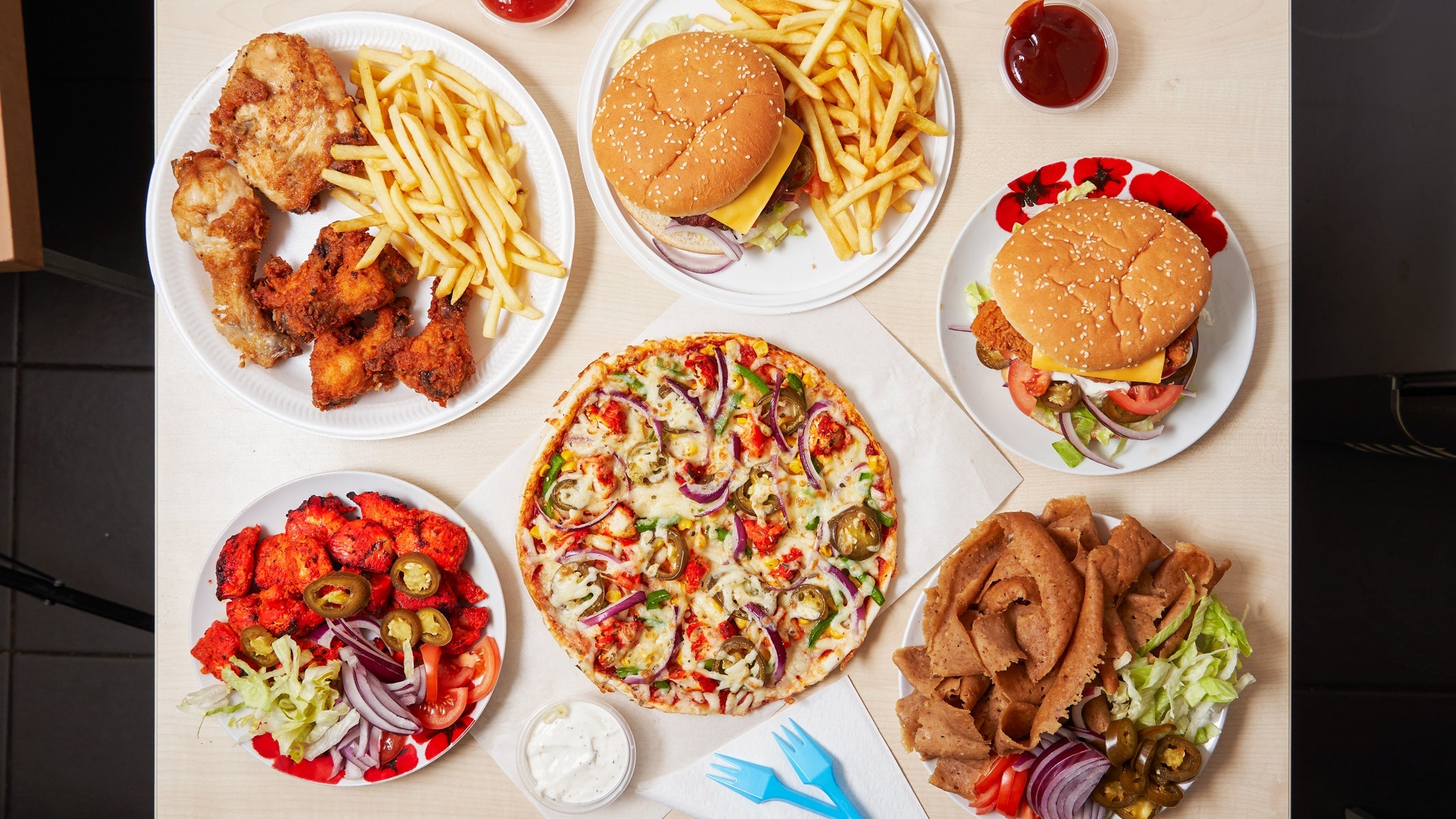 Ala Pizza delivery from Bolton Order with Deliveroo