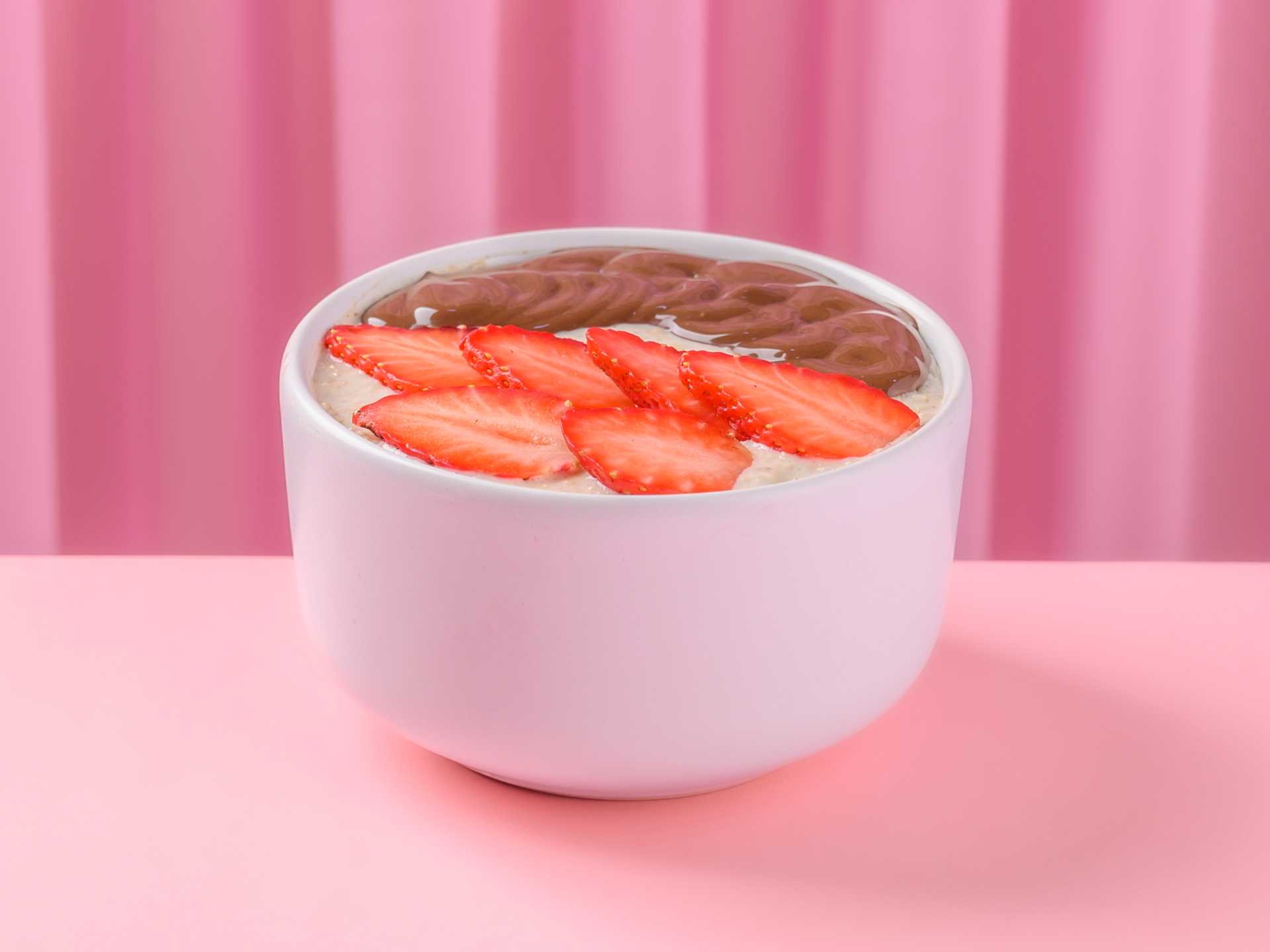Nutty Strawberry Oats