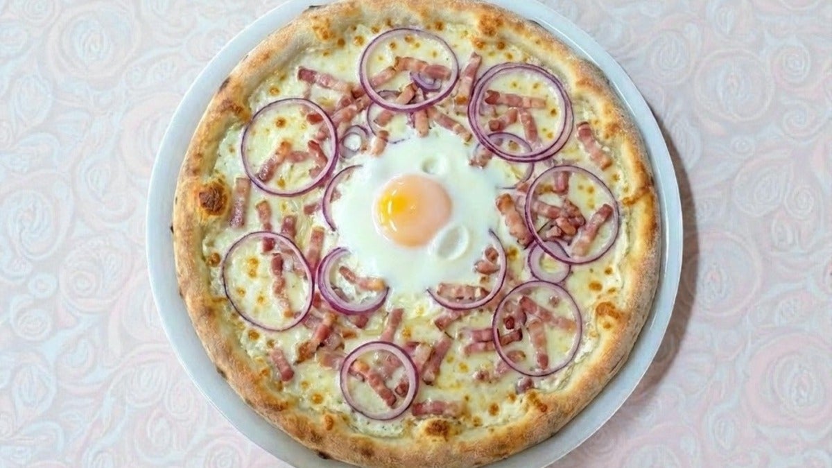 Pizza Carbonara