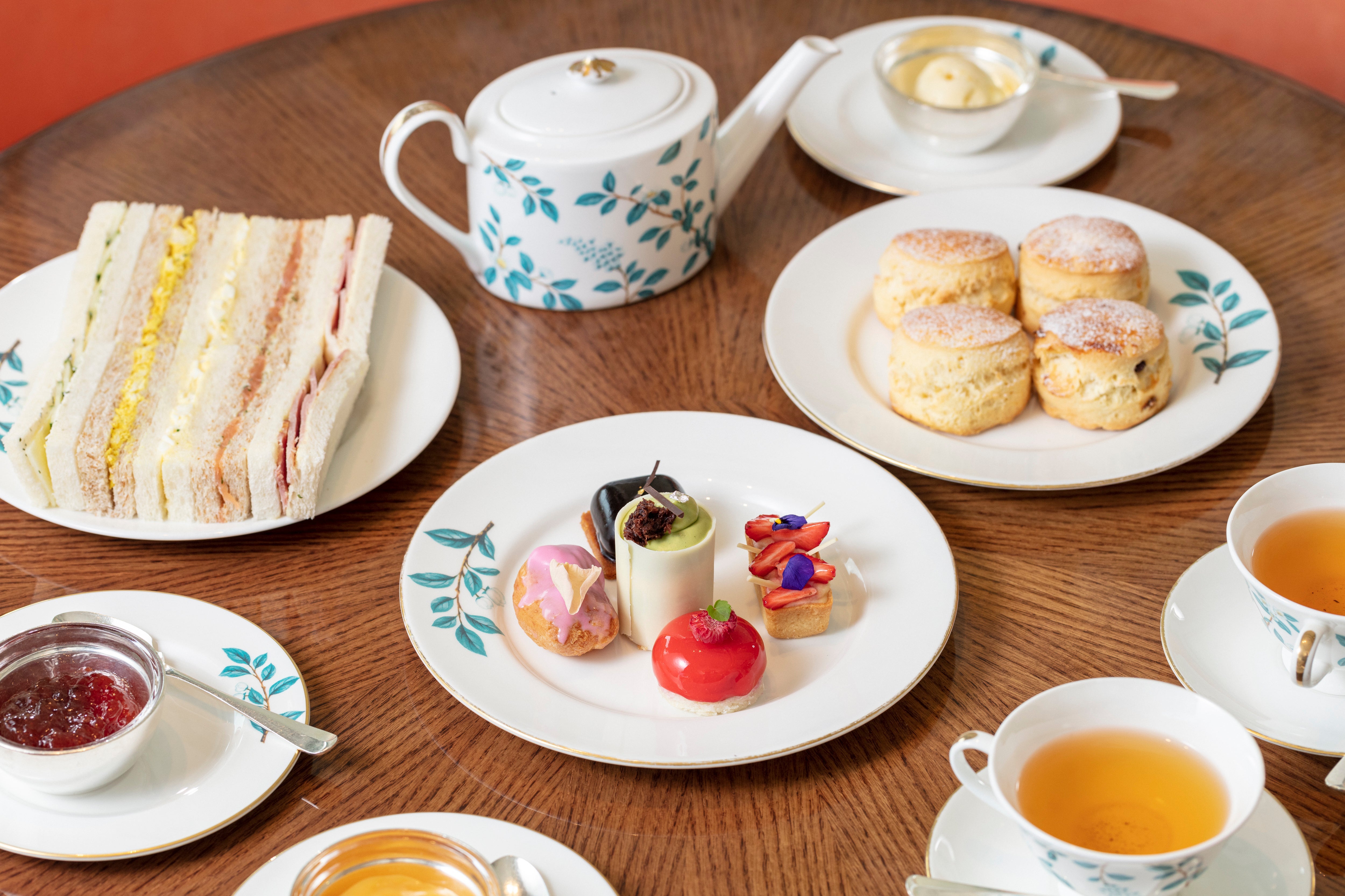 181 Fortnum & Mason delivery from K11 Musea Order with Deliveroo