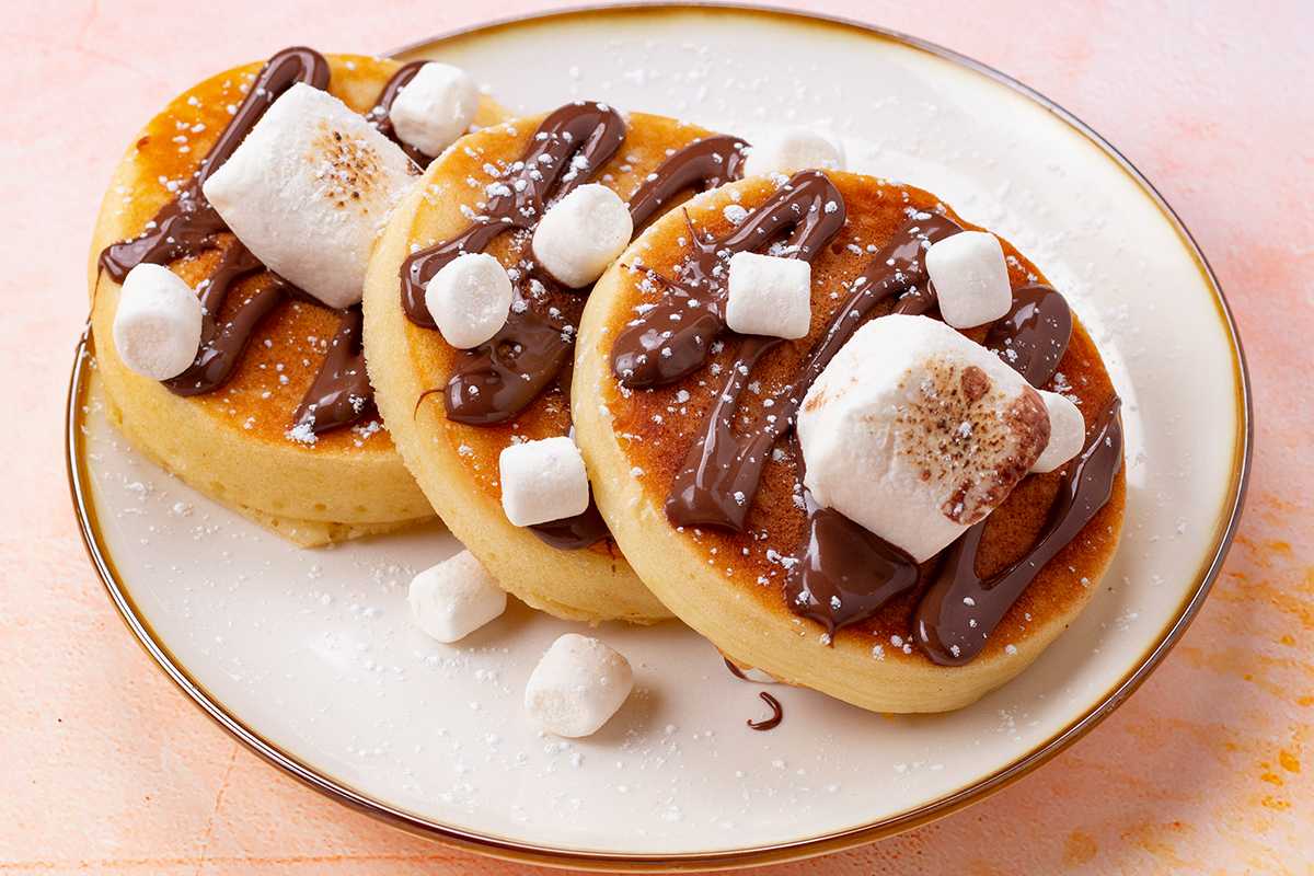Nutella Marshmellow Pancakes
