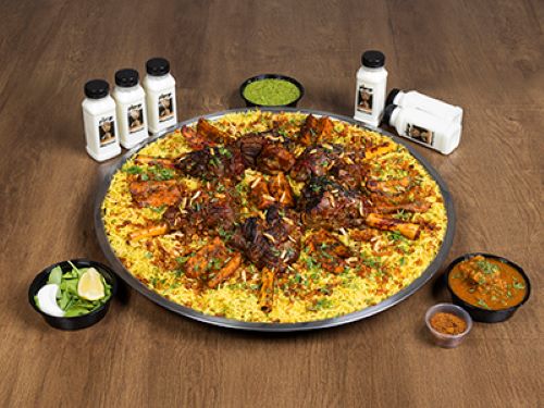 Local lamb Shank 6 person in plate