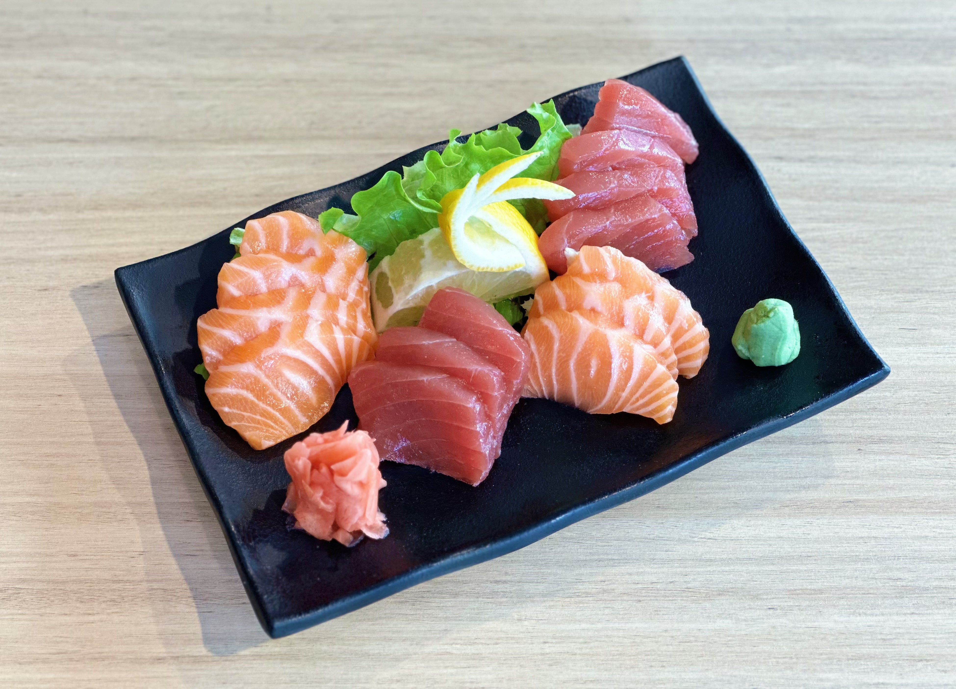 Sashimi saumon thon - 14 pièces+riz