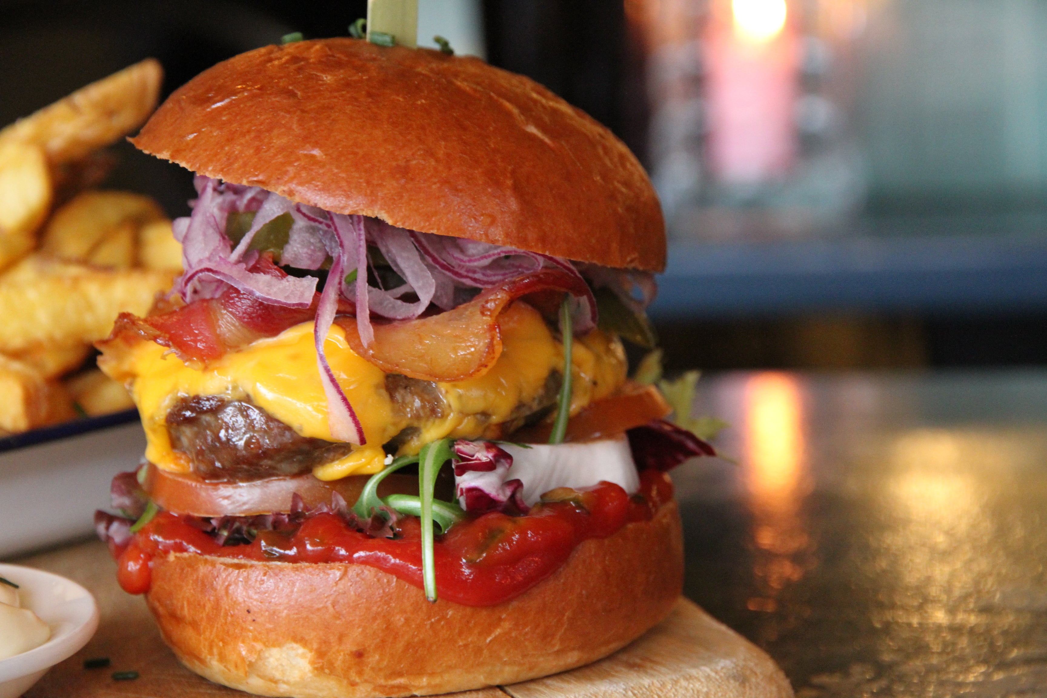 Brasserie Blazer Bezorging Van Jordaan Bestel Met Deliveroo