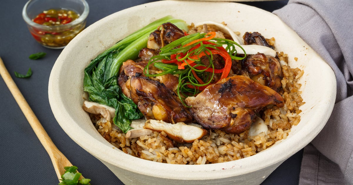 Ipoh Traditional Claypot Chicken Rice delivery from Kovan - Order with