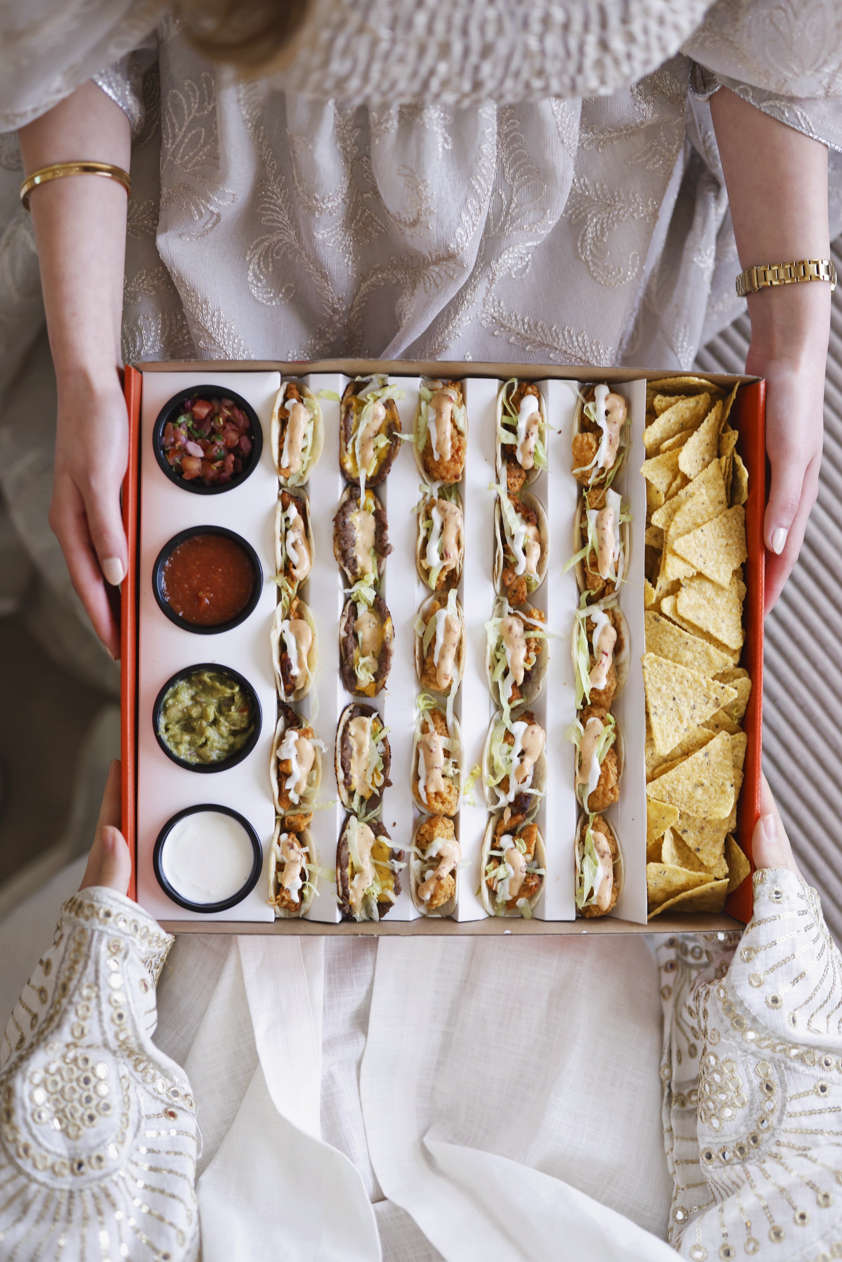 Taco box (25 mini tacos)