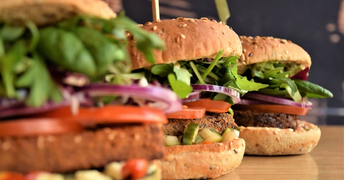 Paul's Boutique Station 🍔 delivery from SintPieters Order with Deliveroo