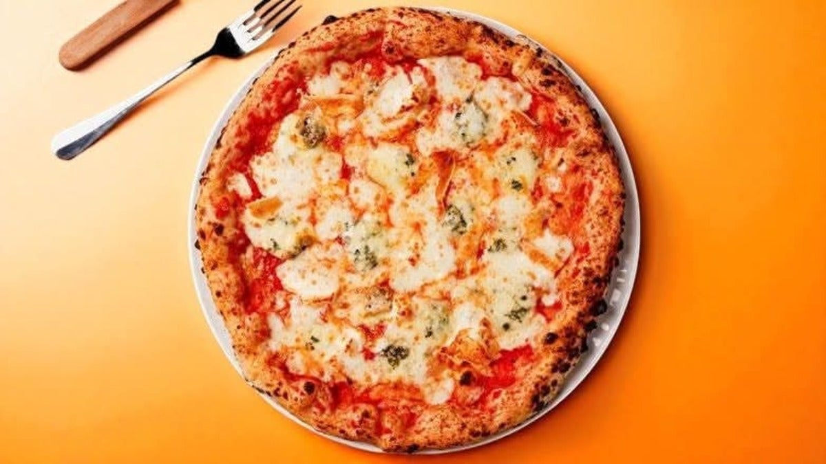 Pizza Cheddar