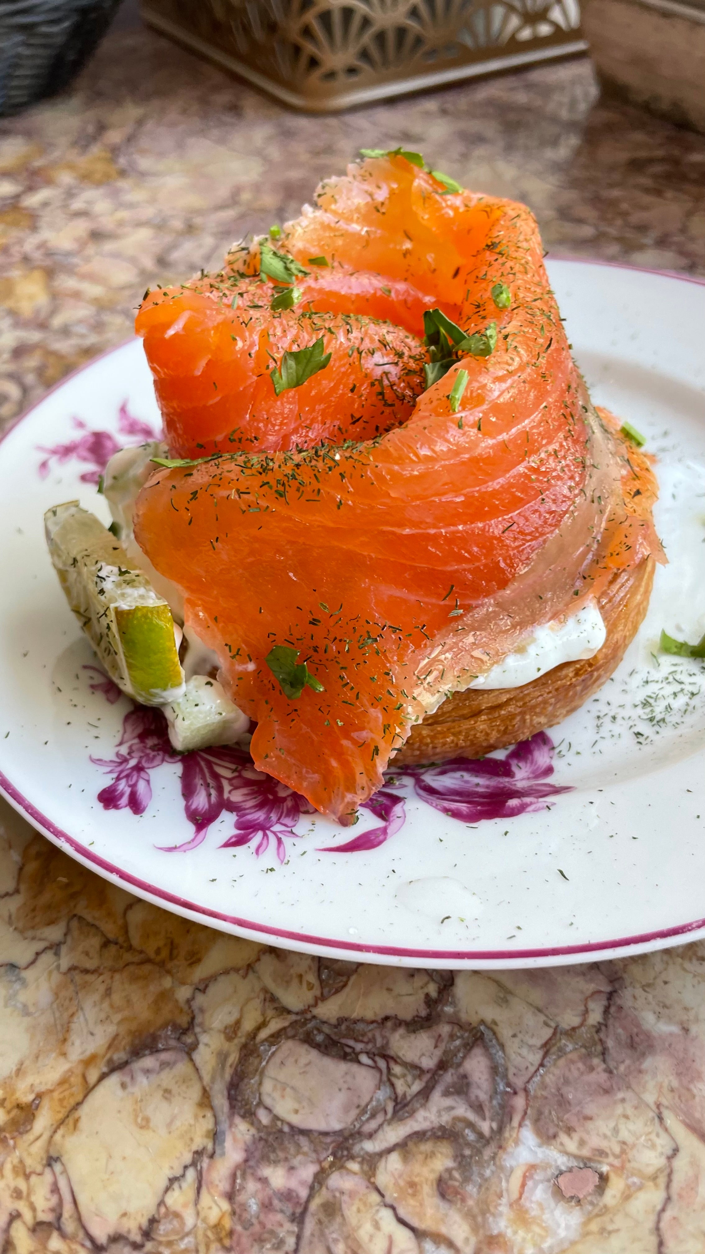 🍣 Salmon croissant toast