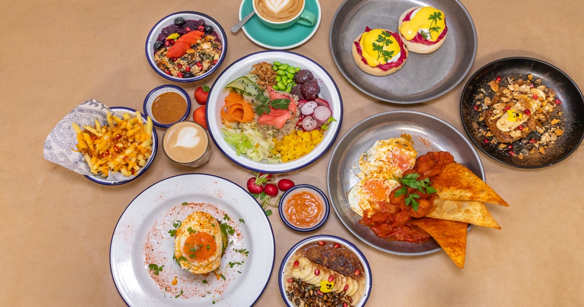 BLUEBELLES OF PORTOBELLO MILL HILL delivery from Mill Hill Order