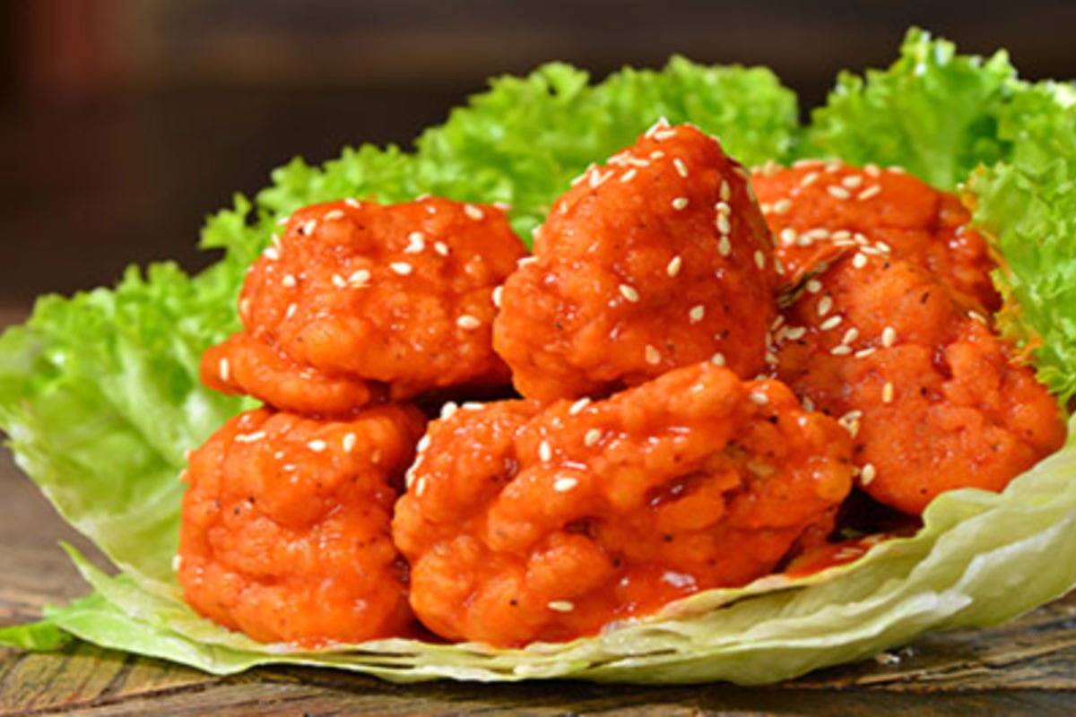 Chicken Bombs With Buffalo Sauce