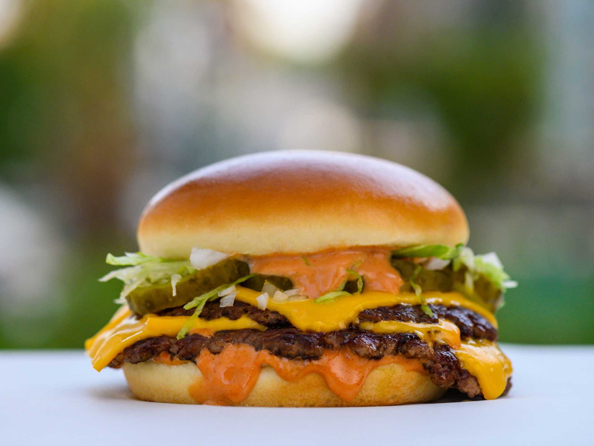 Twins Burger