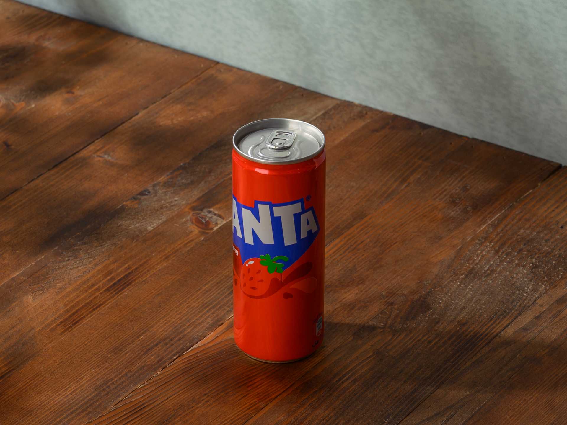 Fanta Strawberry