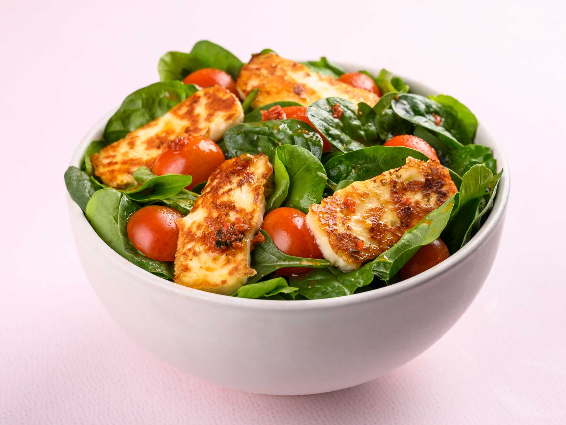 Chili Halloum Salad
