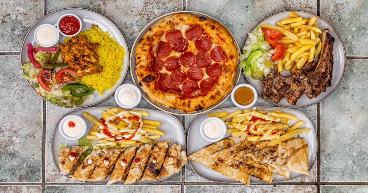 Capri Pizza - Wicklow delivery from CW01 - Order with Deliveroo