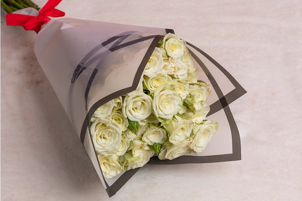 Small Bunch White Roses