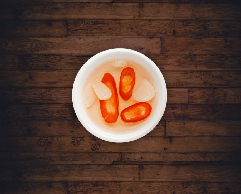 Homemade garlic vinegar