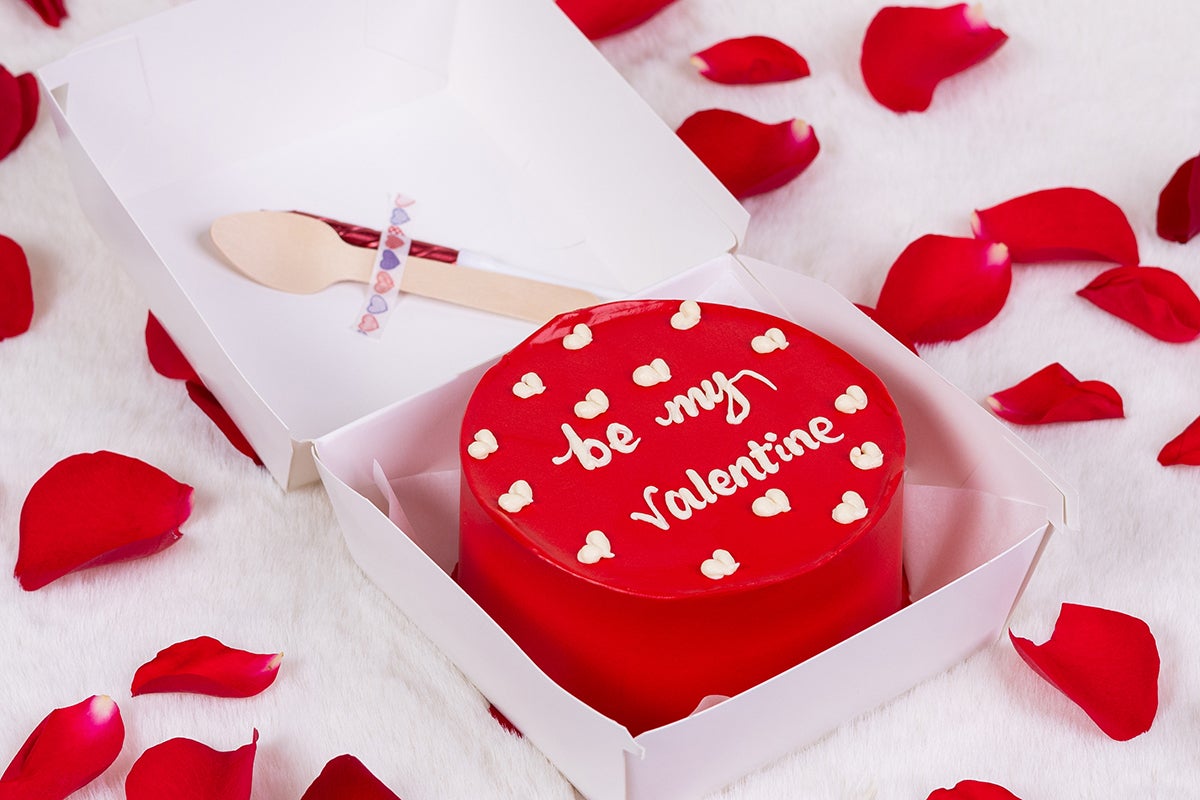 Round Red Be My Valentine