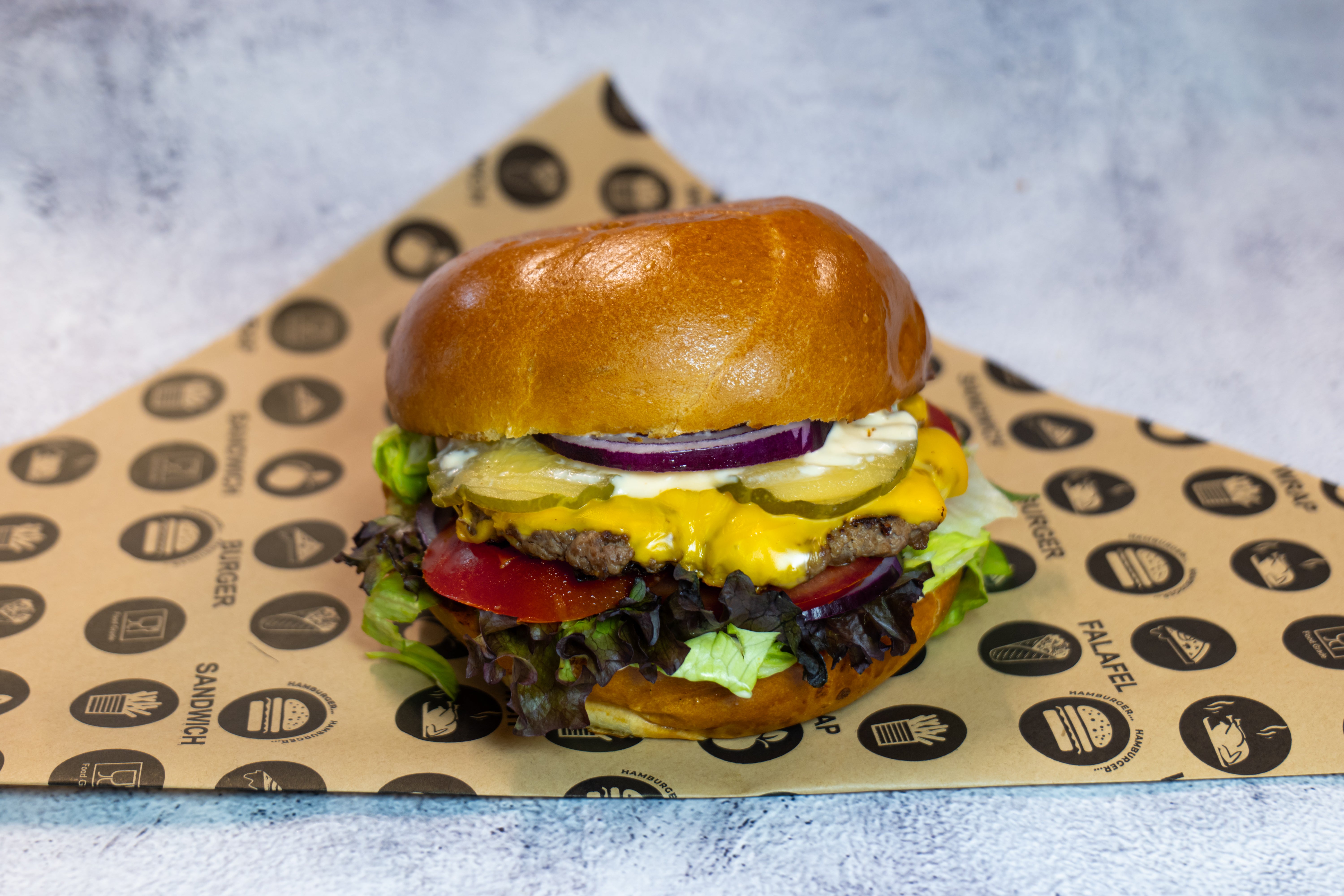 Benny's chesse burger Mx + frites