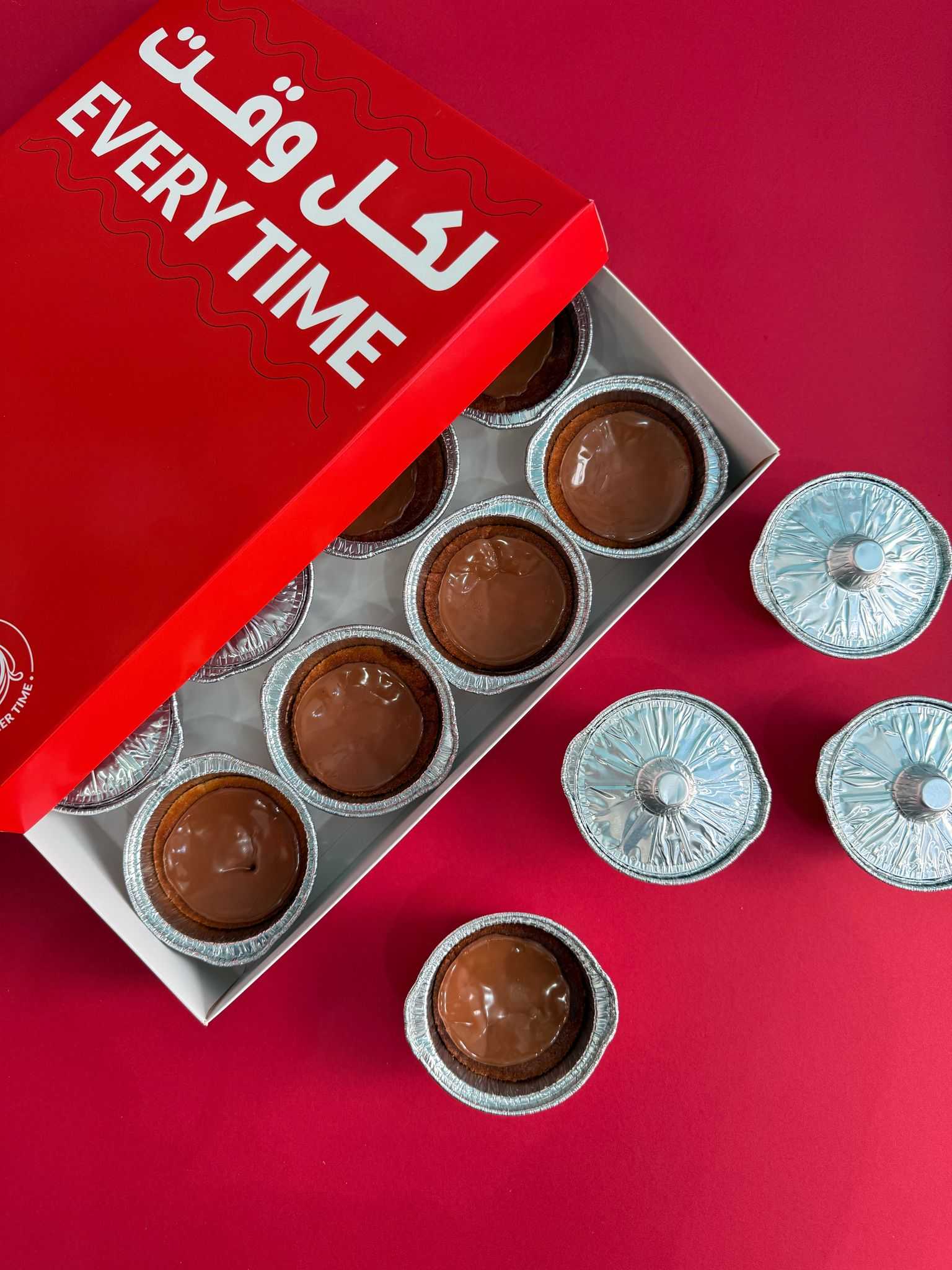 📦 Molten Cookie Box (12 Pcs)