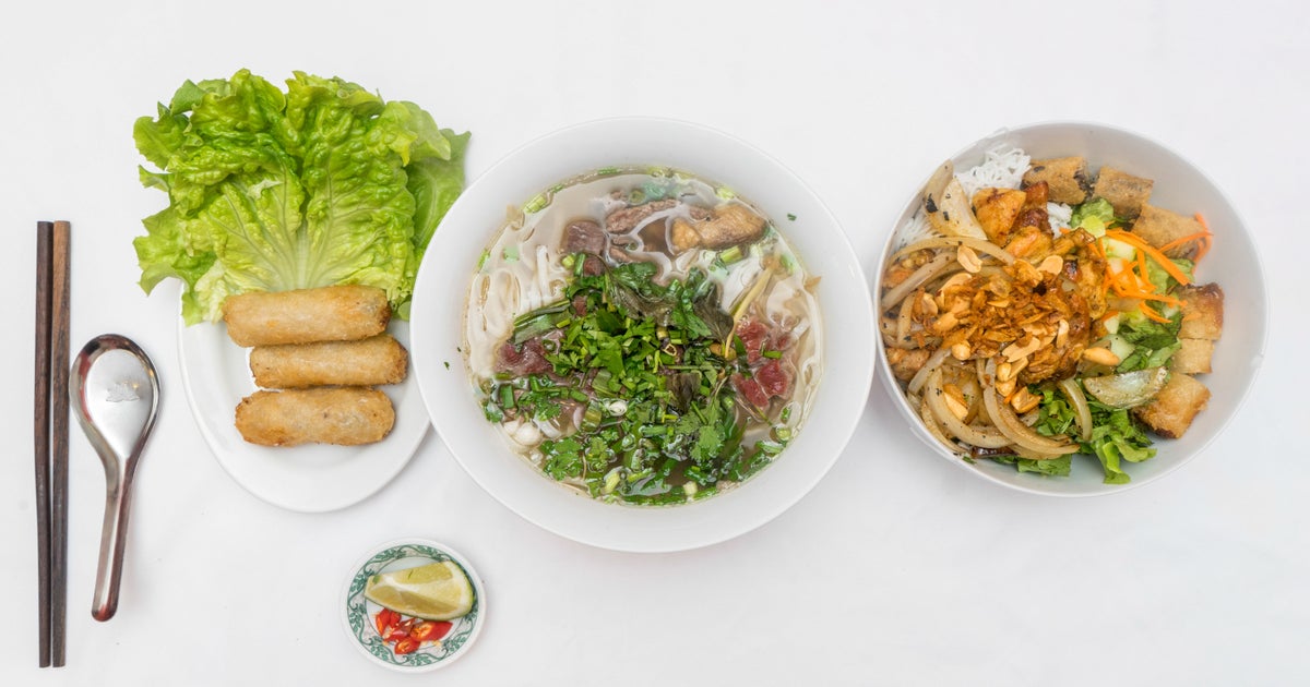 Super Ban Mian 超好板面 - Jurong Gateway delivery from Jurong East - Boon ...