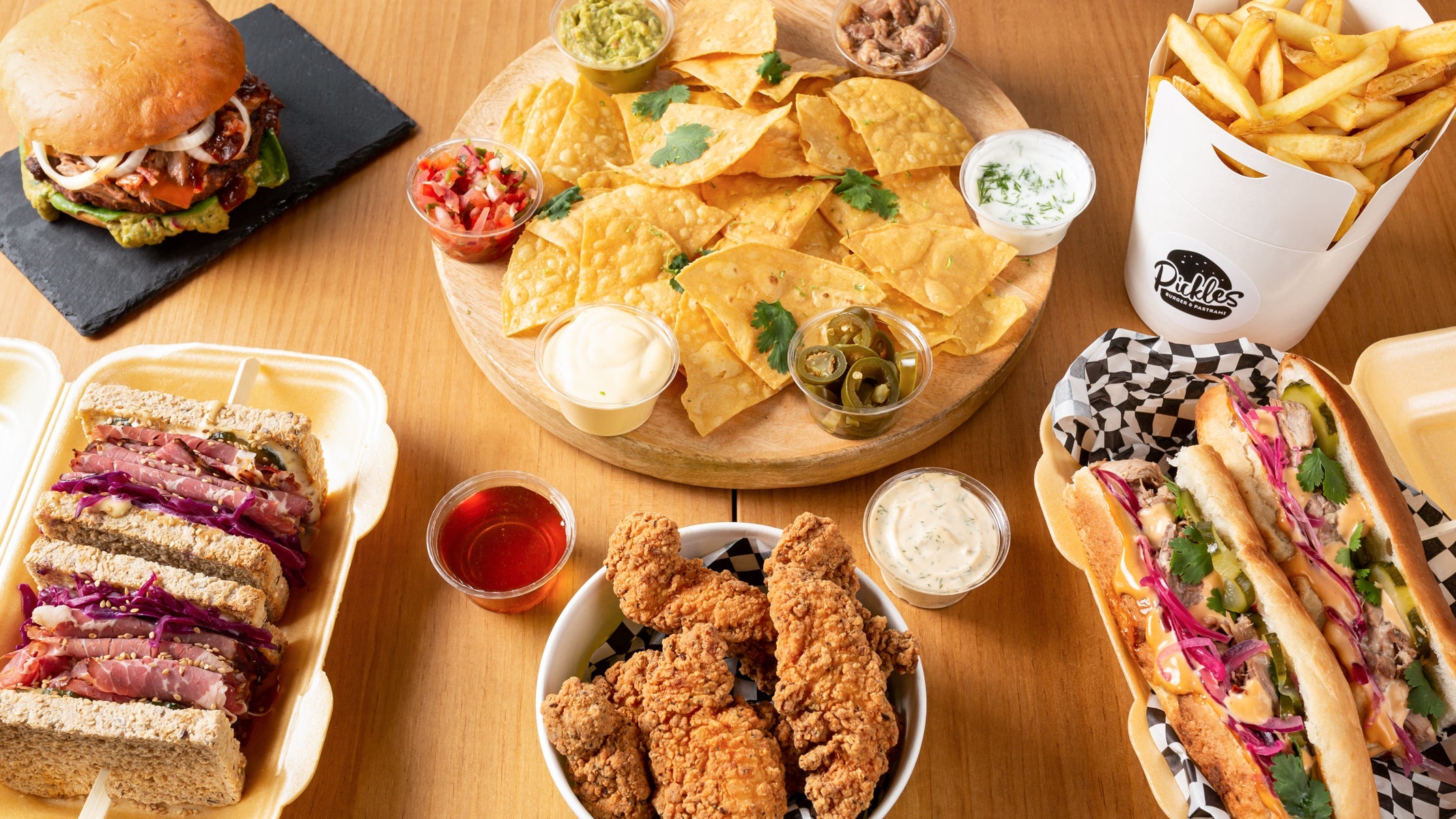 Pickles Burger delivery from Granada - Camino de Ronda ...