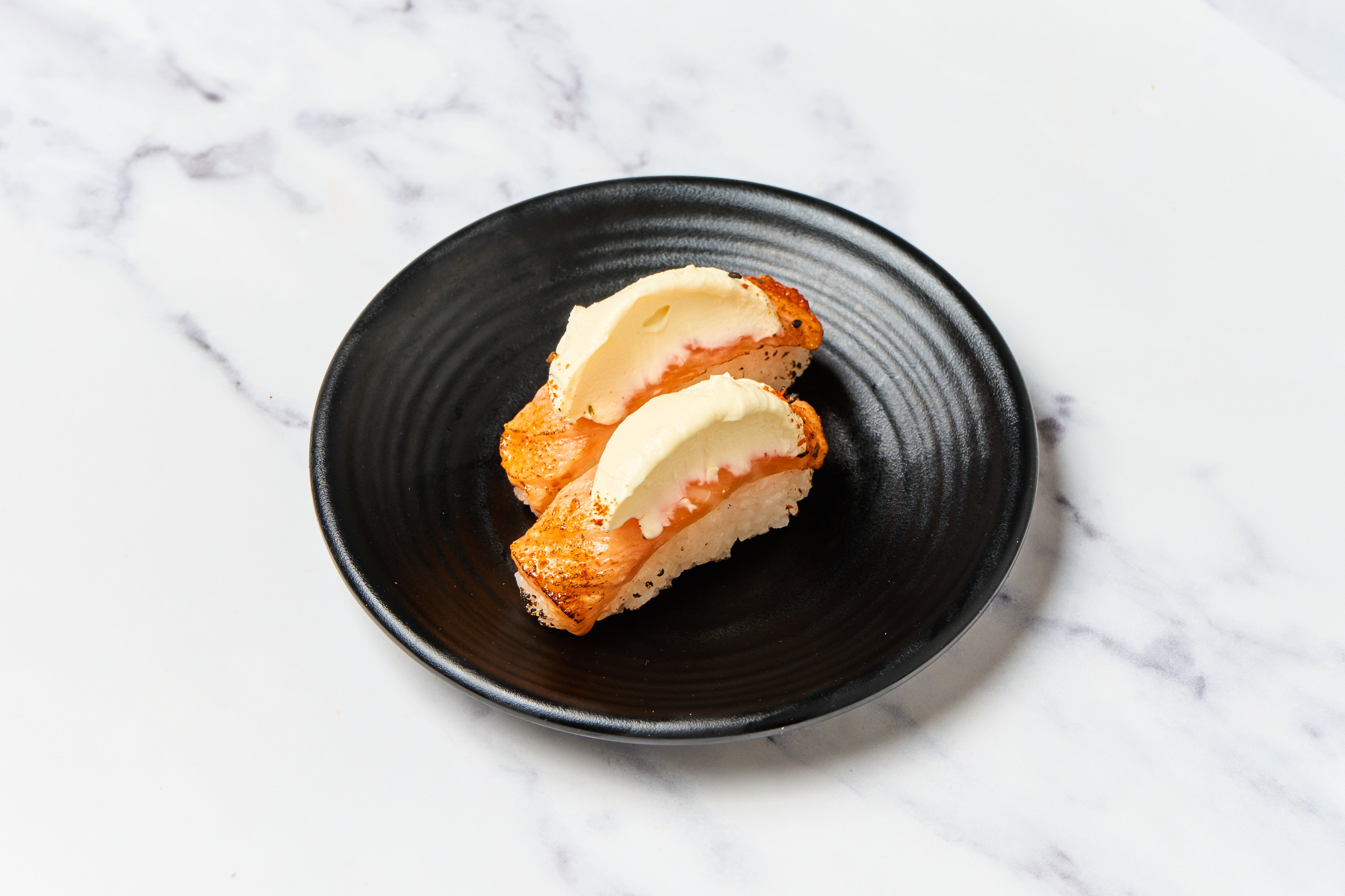 Sushi, tataki cheese épicé