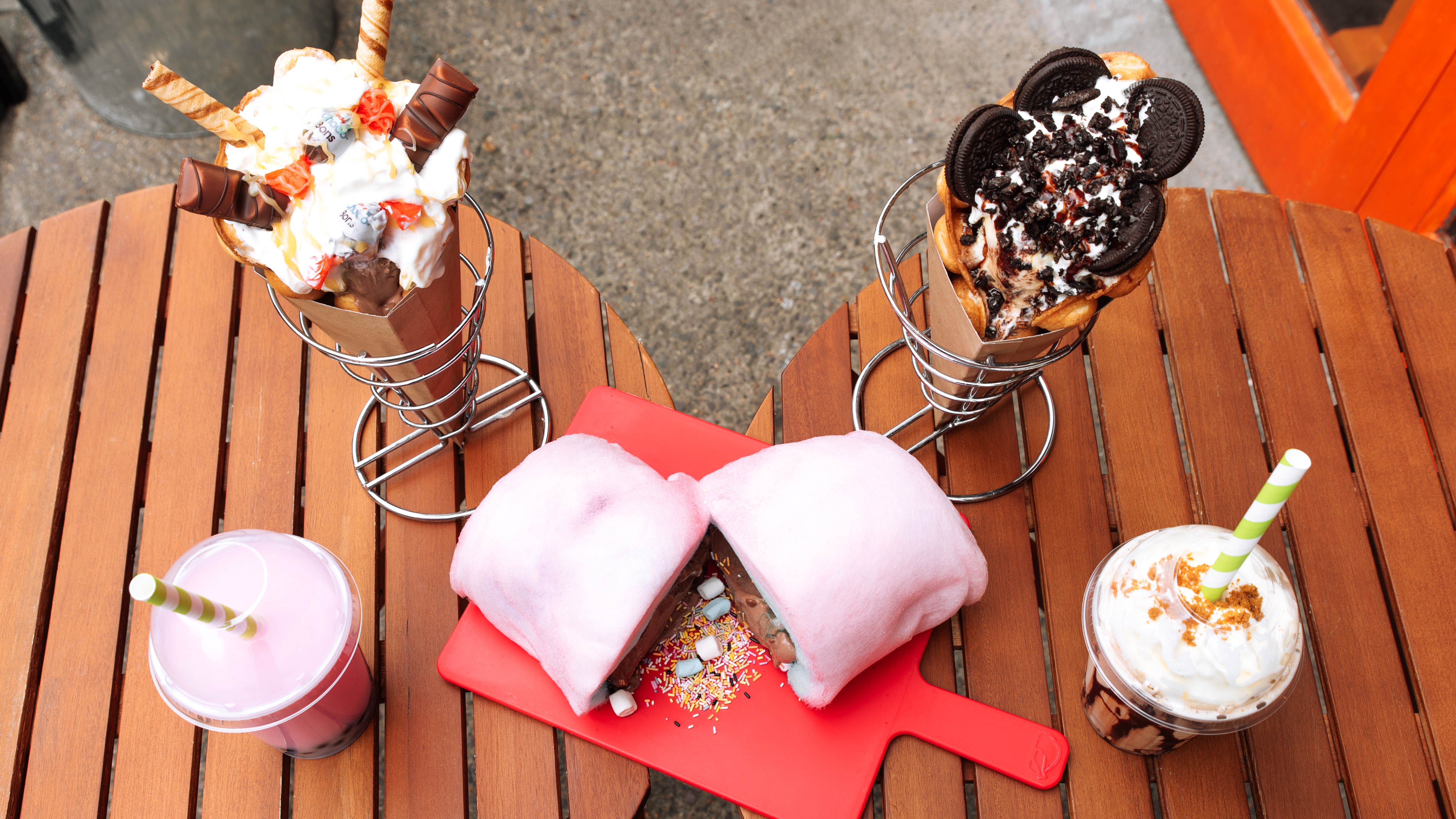 Ru’s Bubble Waffles delivery from Leigh on Sea Order with Deliveroo