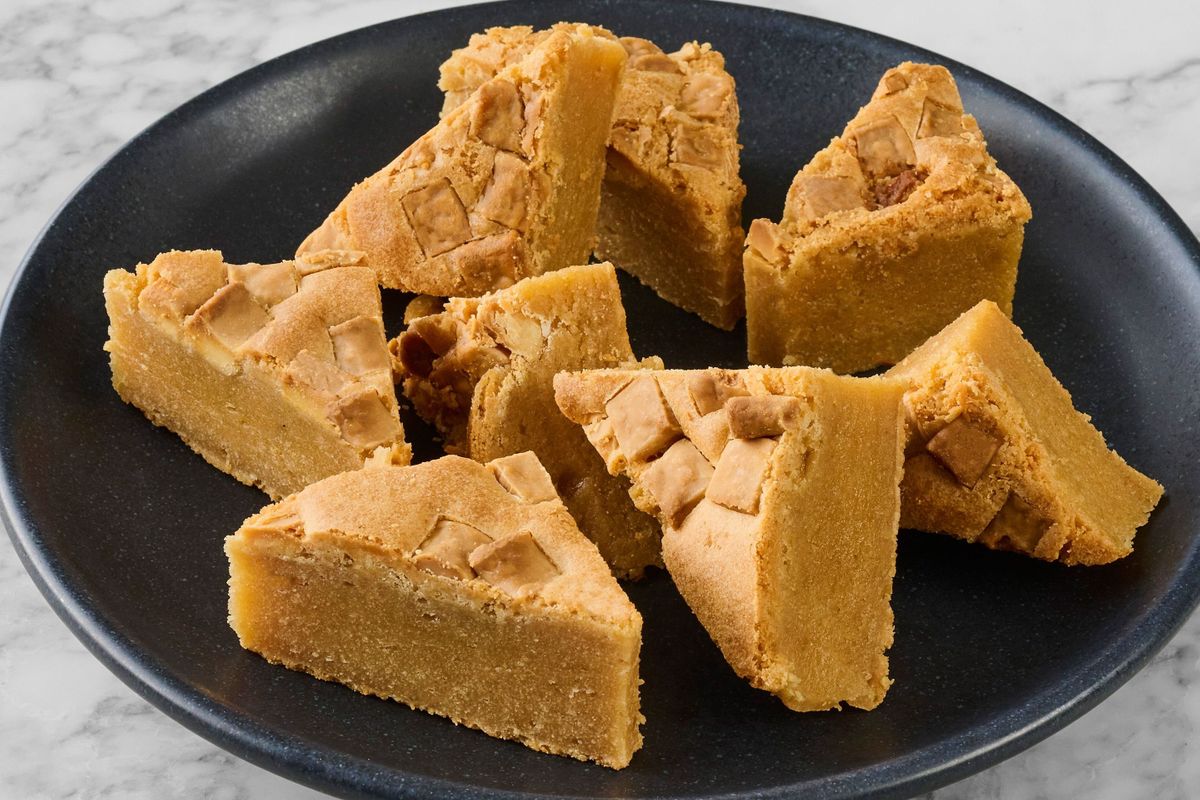 White Chocolate Blondie Bites