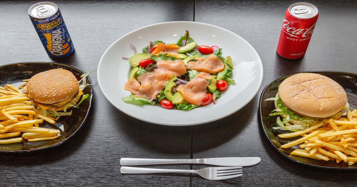 Flippin’ Good Burgers Raffles City delivery from City Hall Order