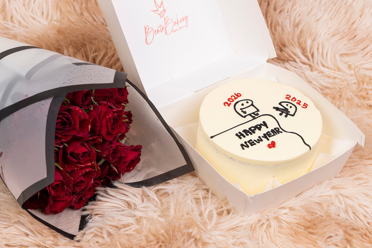 2026 Beat New Year Cake with Flowers