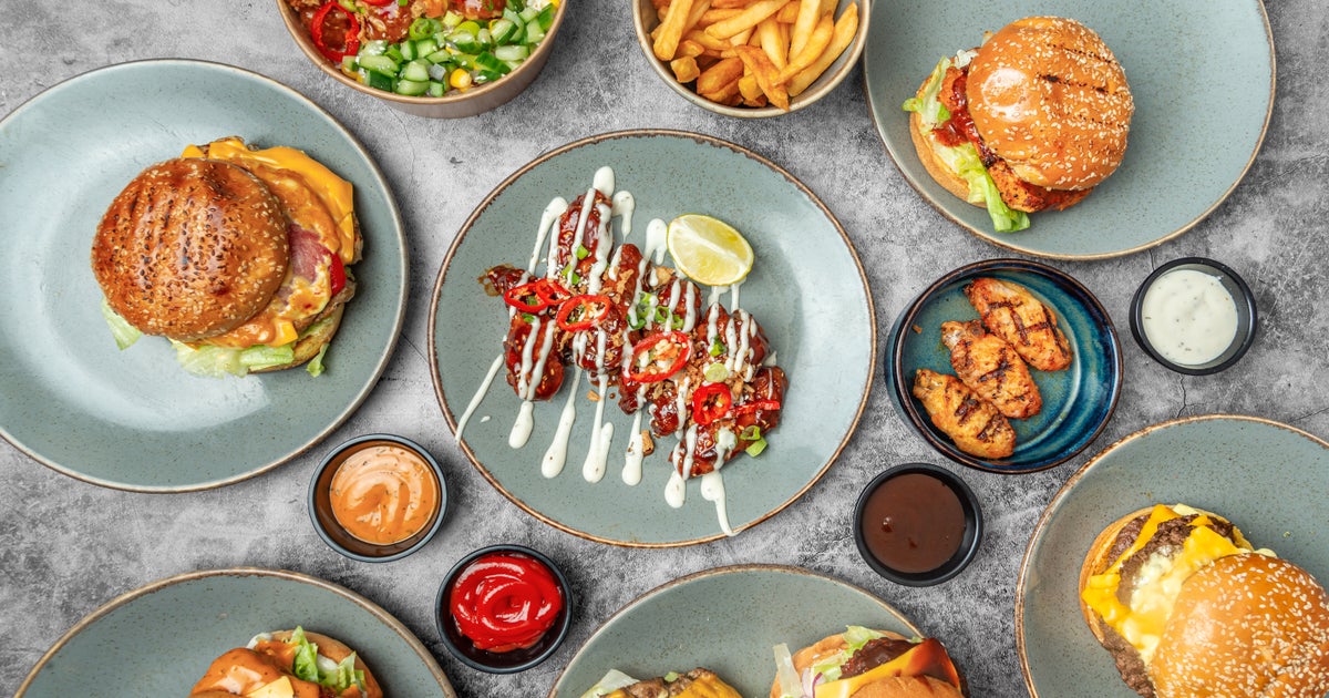 SPEED SANDWICH livre depuis La Réal - Commandez avec Deliveroo