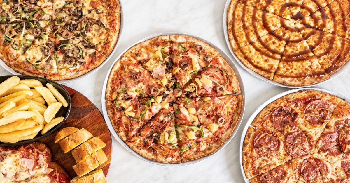 Pizza on Bell Coburg delivery from Coburg Order with Deliveroo