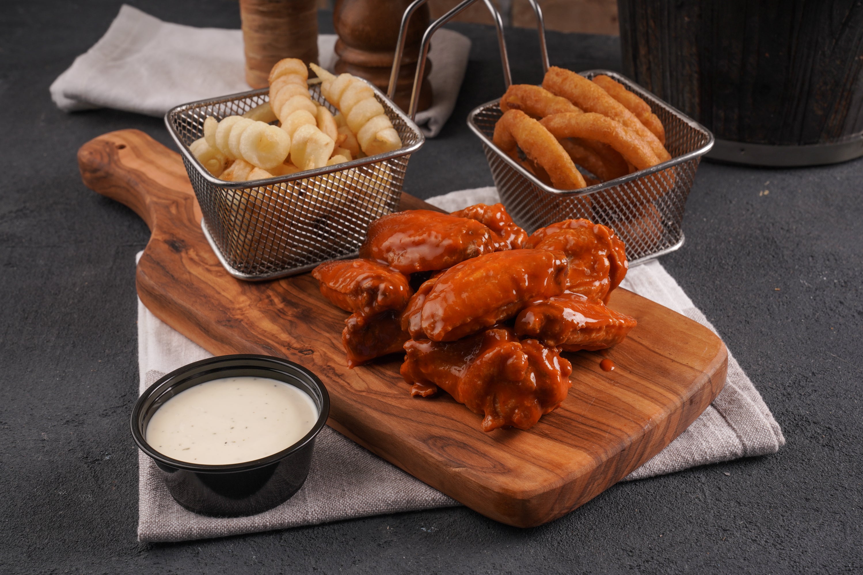 14 pieces Large Wings Dinner