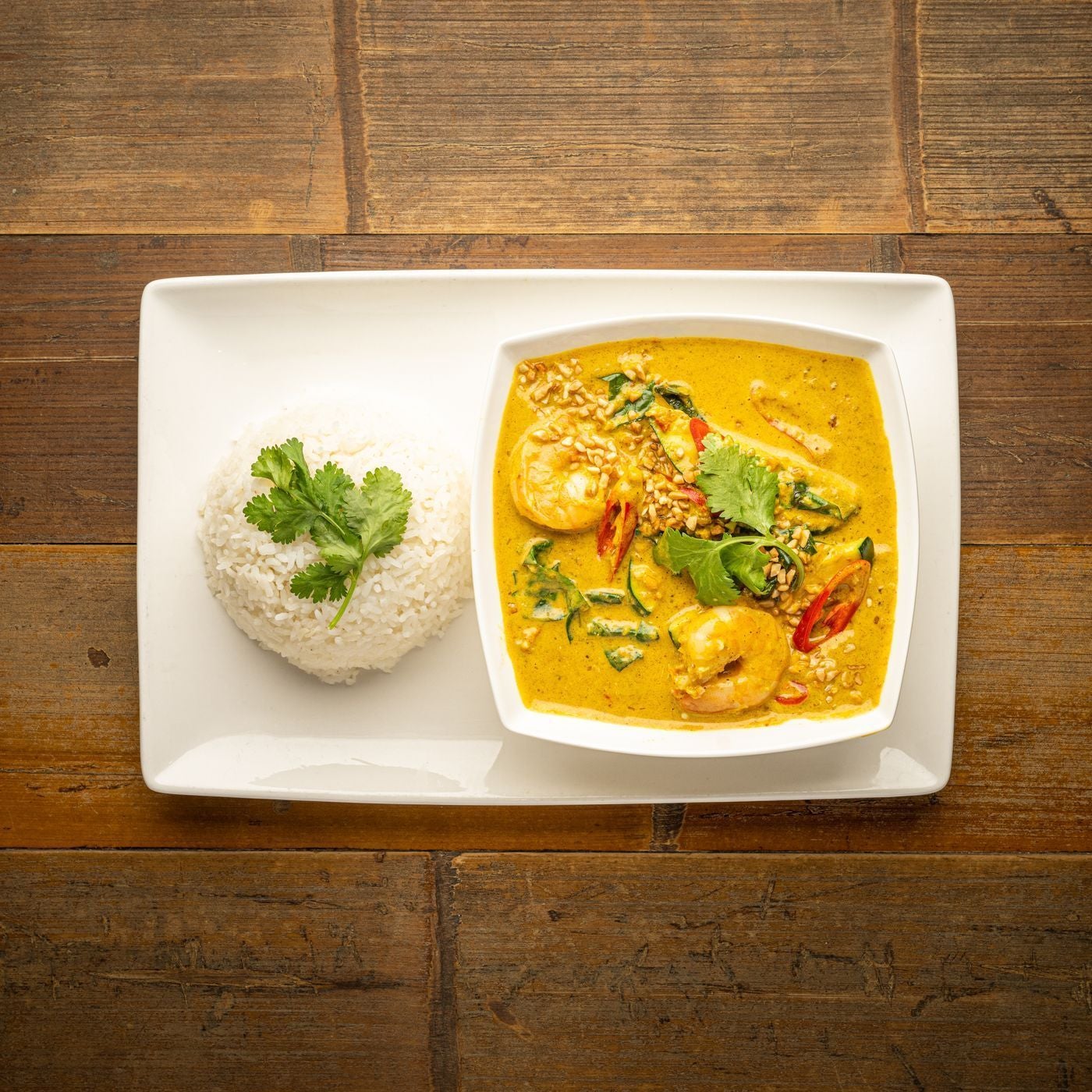 Spicy king prawn curry