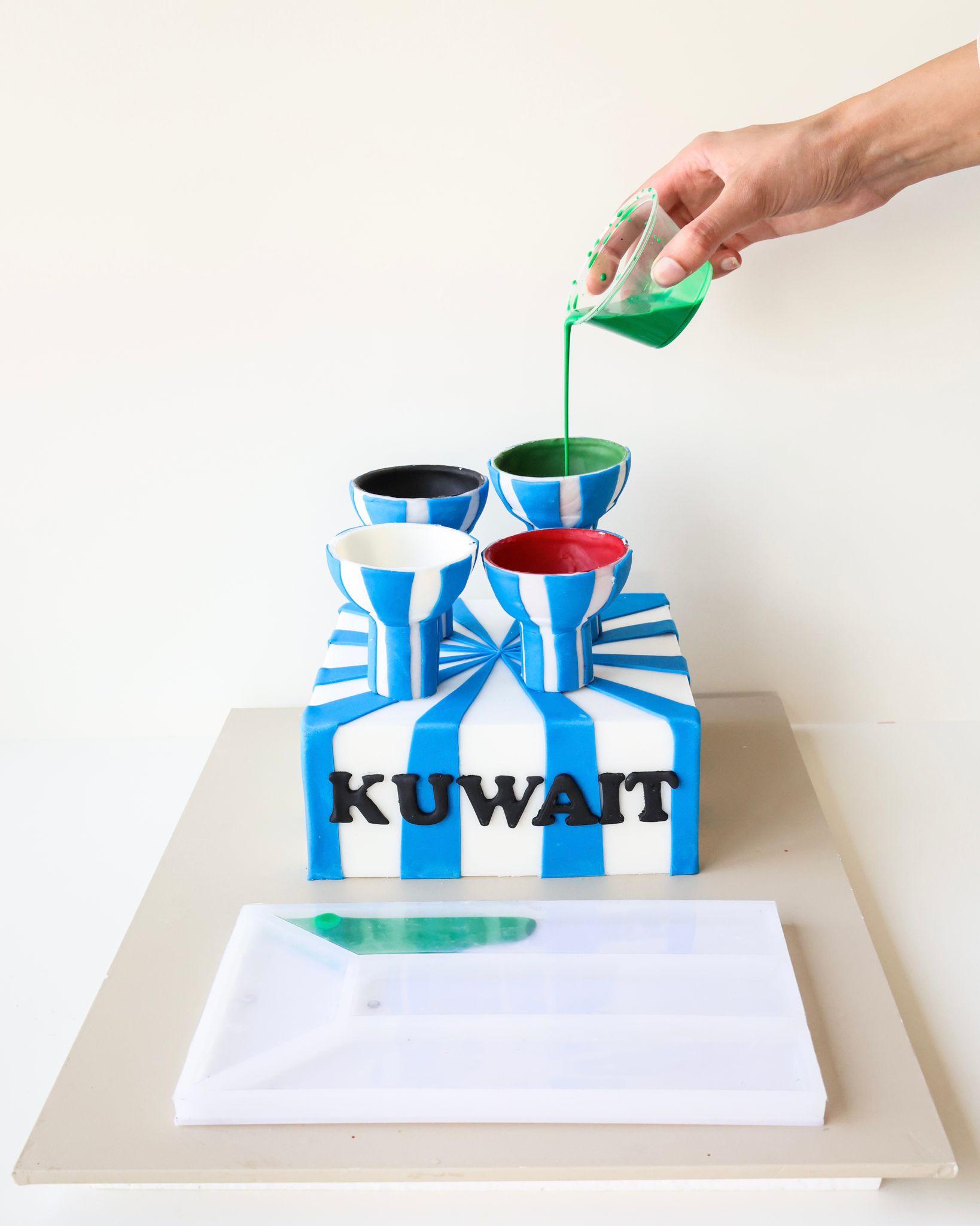 Kuwait Fill the Flag Cake