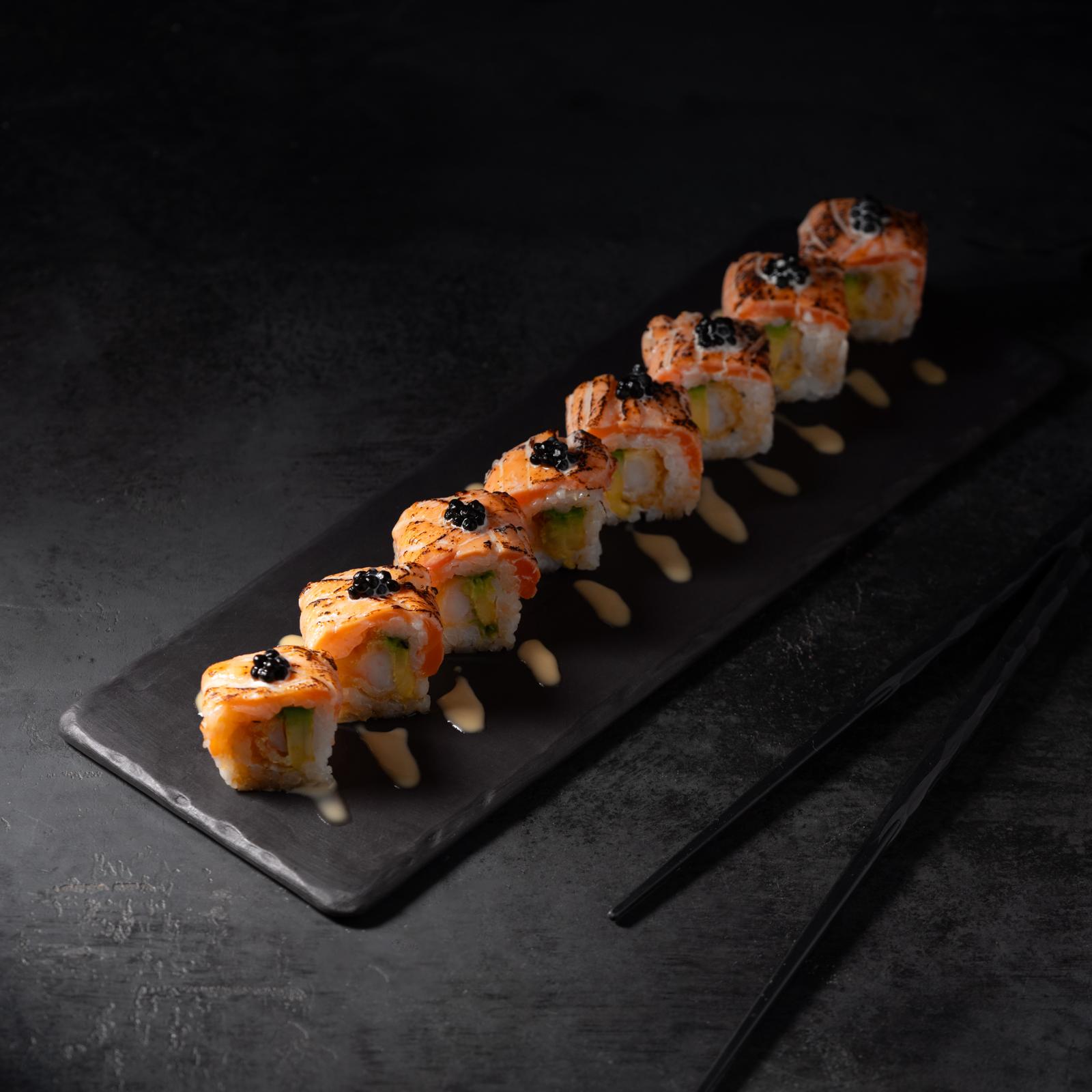 Flamed Salmon Roll