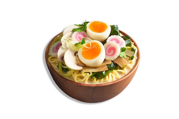 Ramen naruto avec oeuf