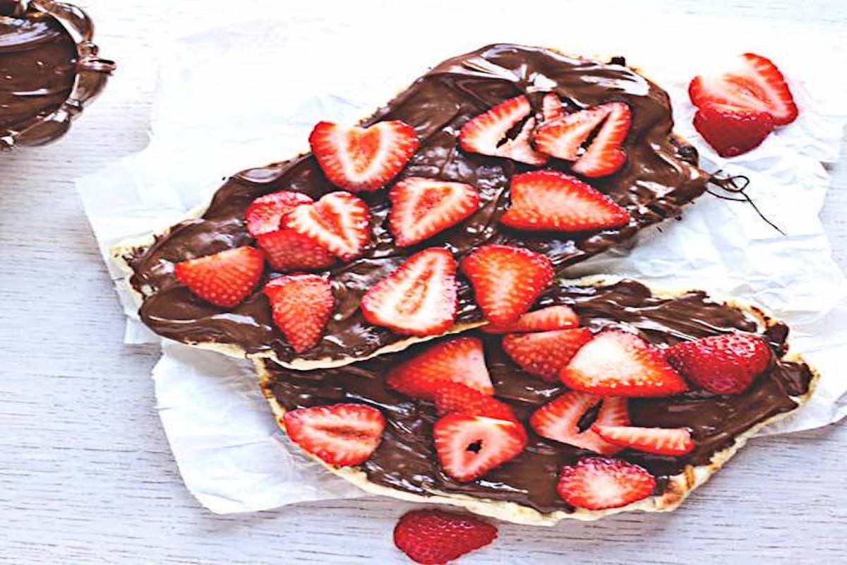 Pizza au chocolat fraises