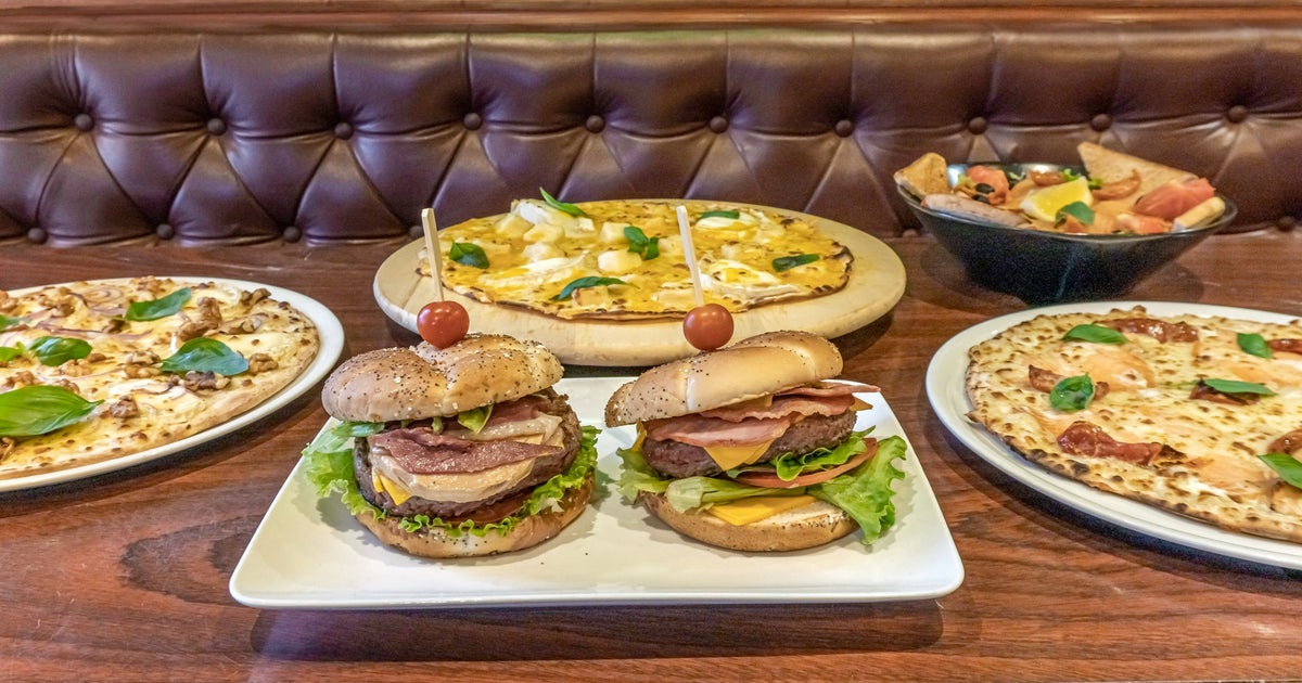 Italiano Atherton delivery from Atherton & Hag Fold Order with Deliveroo